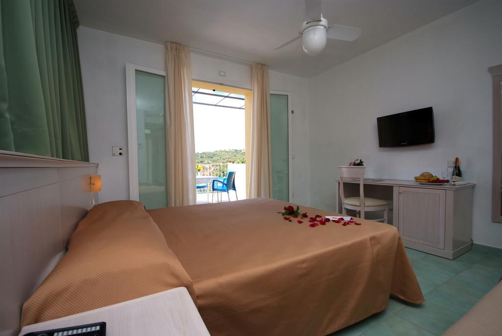 Hotel Dino Capoliveri  Dış mekan fotoğraf