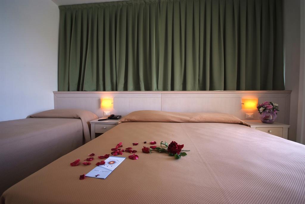 Hotel Dino Capoliveri  Oda fotoğraf